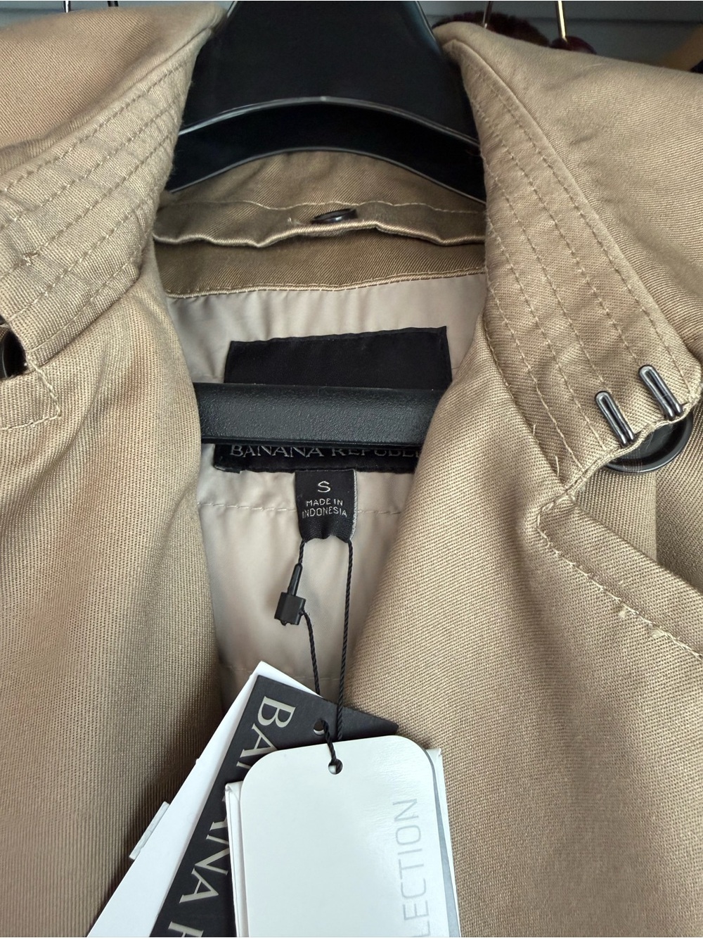 Banana Republic Khaki Trench Coat - Small - Picture 3 of 3